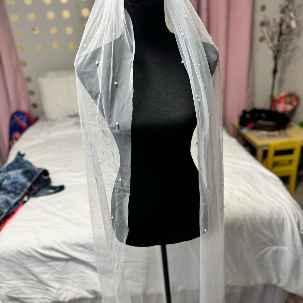 Waltz Length Pearl Beaded Tulle Veil with Comb – 59” (150cm) - Picture 3 of 8